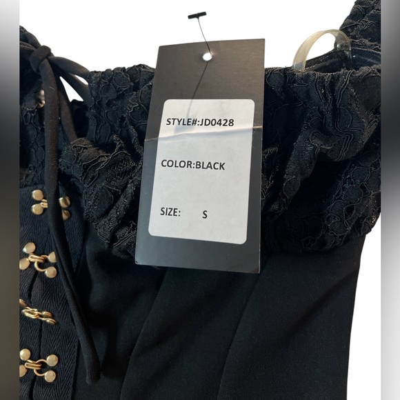 Kaylee Kollection Take Me Out Black Lace Sleeve Dress, Form Fitting Size Small. - Picture 8 of 12